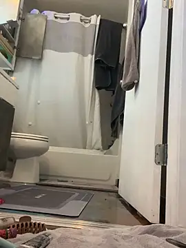 Snapshot of Texxaspearl chatting on 10/25/25, 11:51 Texxaspearl online show from 10/25/25, 11:51