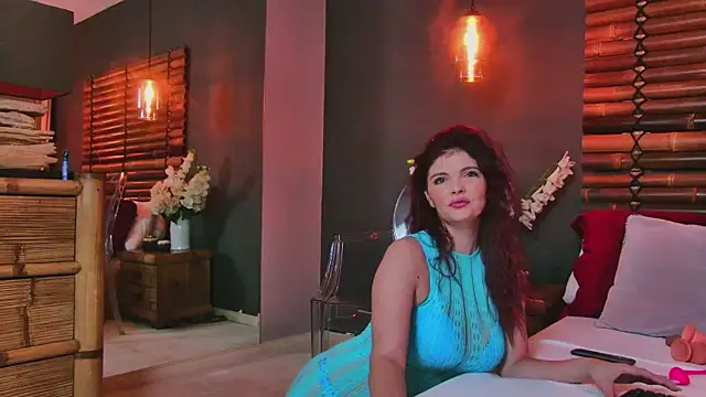 DesireeKeys online show from 12/15/25, 05:12