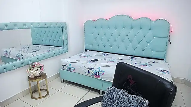 Cordelia Perlman online show from 11/05/25, 01:00