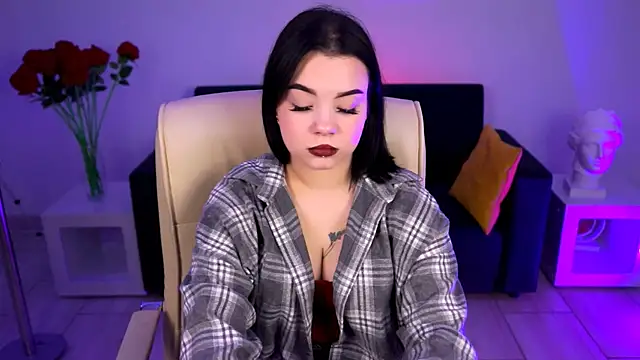 Snapshot of leslierowe_ chatting on 09/18/25, 12:07 leslierowe online show from 09/18/25, 12:07