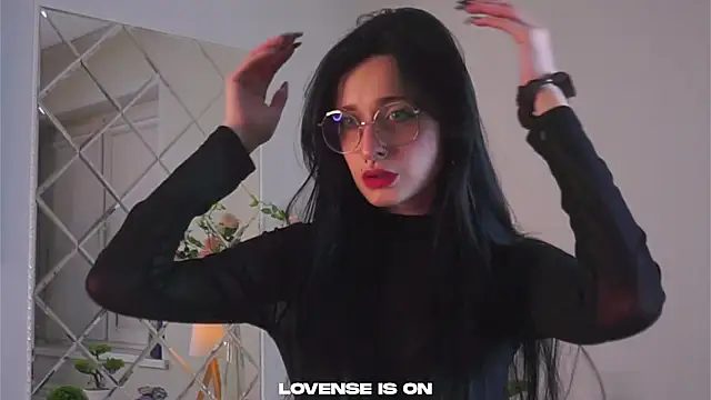 DarcyAspacio online show from 10/20/25, 11:21