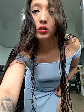 Snapshot of victoriasmileltva chatting on 10/05/25, 02:37 victoriasmileltva online show from 10/05/25, 02:37