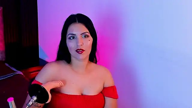 Snapshot of Daniwhatson chatting on 09/26/25, 03:32 Daniwhatson online show from 09/26/25, 03:32