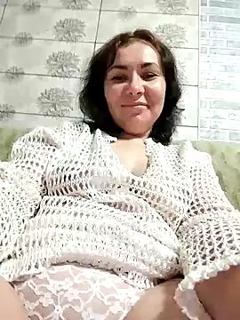 Mia24Blove online show from 10/18/25, 07:47