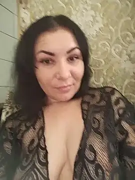 Mia24Blove online show from 07/16/26, 10:54