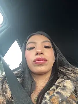 Tiffany Low online show from 05/26/26, 03:52
