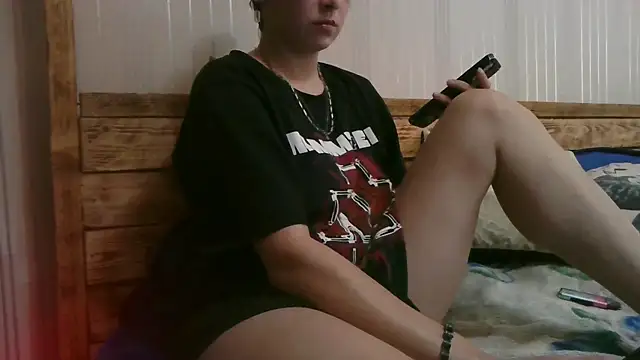 EthelsLover online show from 10/16/25, 09:21