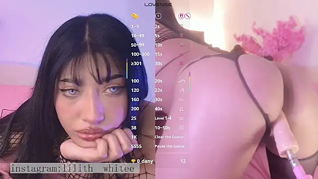  Lilith White  online show from 10/17/25, 03:58