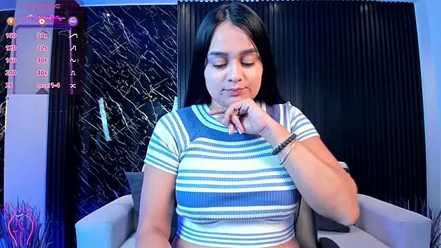 Megancoxx online show from 11/11/25, 12:16