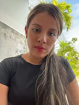 EMILIIA RICHTER   online show from 11/08/25, 06:51