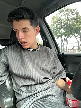 mattebret11 online show from 09/24/25, 05:38