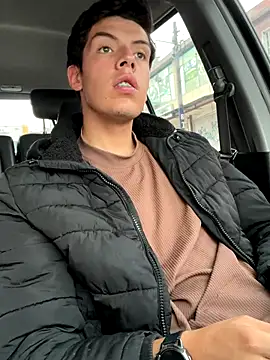 mattebret11 online show from 10/30/25, 03:13