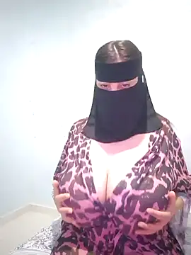 Snapshot of __arabica chatting on 09/27/25, 05:07 arabica online show from 09/27/25, 05:07