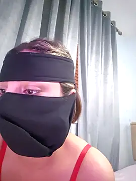 Snapshot of __arabica chatting on 10/24/25, 09:49 arabica online show from 10/24/25, 09:49