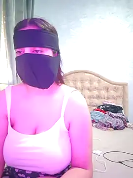 Snapshot of __arabica chatting on 11/05/25, 08:36 arabica online show from 11/05/25, 08:36