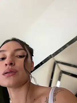 MiaKane99 online show from 04/09/26, 06:19