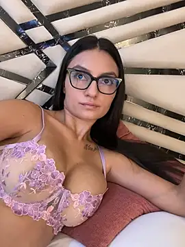 MiaKane99 online show from 04/23/26, 12:29