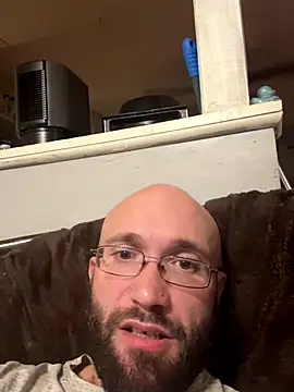 Snapshot of versatilevortex chatting on 09/18/25, 02:02 versatilevortex online show from 09/18/25, 02:02