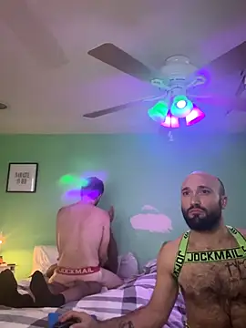 Snapshot of versatilevortex chatting on 10/12/25, 08:08 versatilevortex online show from 10/12/25, 08:08