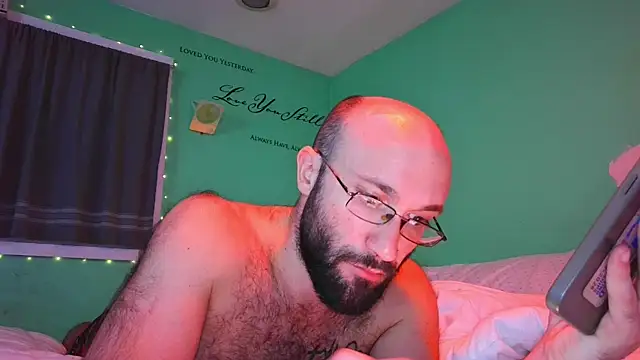 Snapshot of versatilevortex chatting on 10/15/25, 01:17 versatilevortex online show from 10/15/25, 01:17