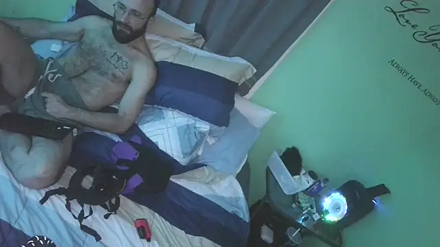 Snapshot of versatilevortex chatting on 01/14/26, 05:46 versatilevortex online show from 01/14/26, 05:46