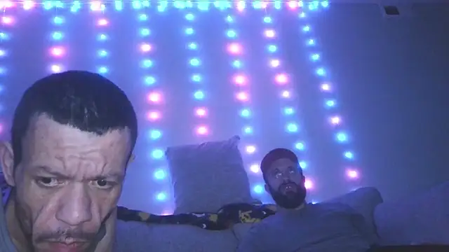 Snapshot of versatilevortex chatting on 01/16/26, 08:18 versatilevortex online show from 01/16/26, 08:18