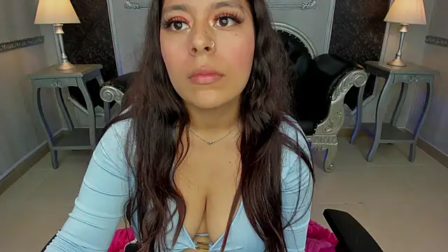 Snapshot of KonnyDesire chatting on 10/21/25, 12:06 KonnyDesire online show from 10/21/25, 12:06