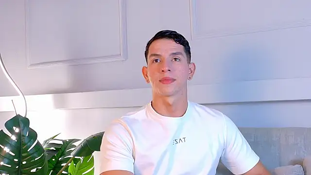 ZaneDawson online show from 04/15/26, 07:21