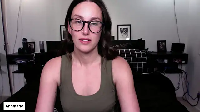 annmarieferrara online show from 11/21/25, 03:38