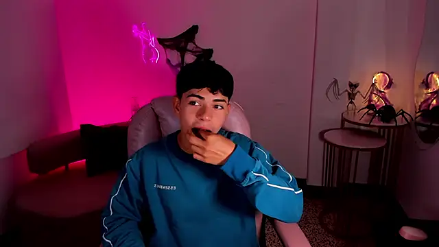 Peter chase online show from 10/19/25, 07:14