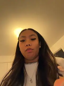 Snapshot of MissCherryyxox chatting on 10/01/25, 05:30 MissCherryyxox online show from 10/01/25, 05:30