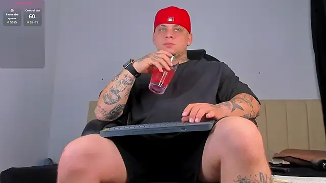 denis munera online show from 12/20/25, 02:24