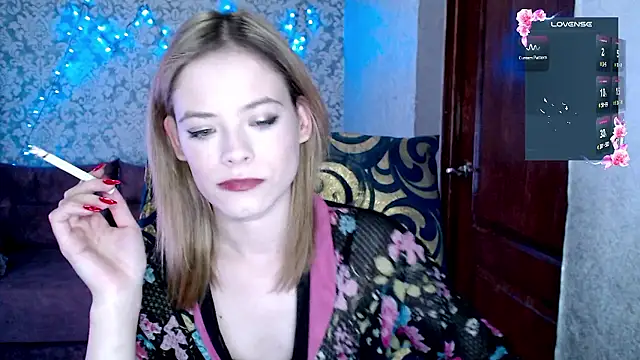 Snapshot of Kate__Loves chatting on 01/13/26, 07:41 Kate Loves online show from 01/13/26, 07:41