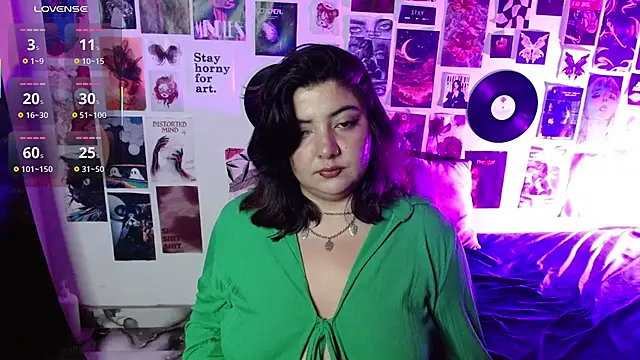 Snapshot of Roxy_f_w chatting on 07/25/26, 04:54 Roxy f w online show from 07/25/26, 04:54