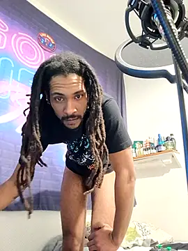 Mikaaa97 online show from 04/04/26, 01:04