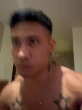 Snapshot of RoyDino chatting on 10/13/25, 09:59 RoyDino online show from 10/13/25, 09:59