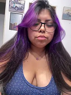 Snapshot of Lunarebelde chatting on 12/02/25, 03:01 Lunarebelde online show from 12/02/25, 03:01