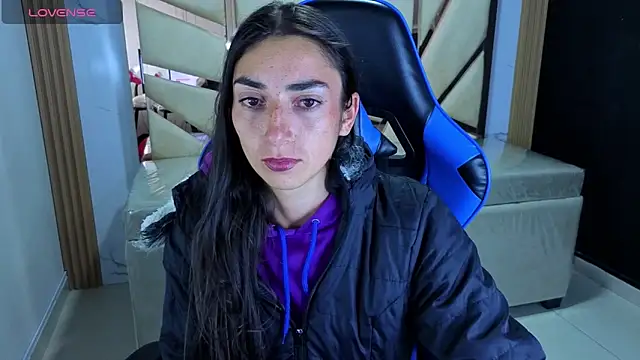 Snapshot of Maily_a_ chatting on 02/21/26, 02:45 Maily a online show from 02/21/26, 02:45