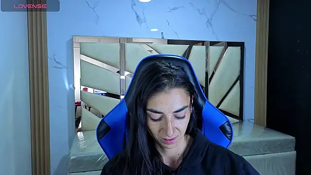 Snapshot of Maily_a_ chatting on 02/24/26, 02:53 Maily a online show from 02/24/26, 02:53