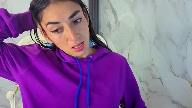 Snapshot of Maily_a_ chatting on 02/25/26, 03:05 Maily a online show from 02/25/26, 03:05