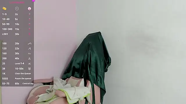 Yuni kim online show from 11/25/25, 04:18