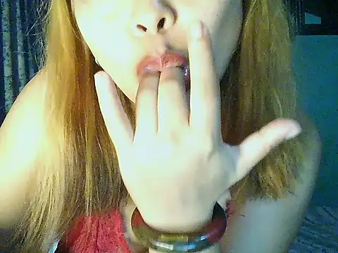Snapshot of AsianKelly69 chatting on 10/15/25, 01:11 AsianKelly69 online show from 10/15/25, 01:11