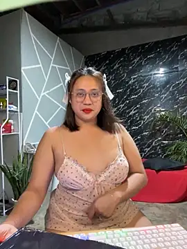 1aquaticangel69 online show from 10/12/25, 03:44