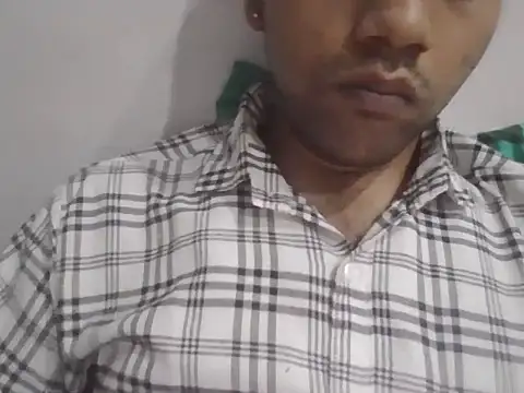 Snapshot of rashid-khan786 chatting on 10/23/25, 07:12 rashid-khan786 online show from 10/23/25, 07:12