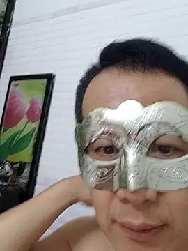 MaiHoang2k online show from 09/17/25, 05:14