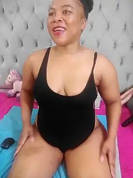 massive booty25 online show from 11/25/25, 04:18