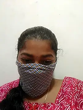 Snapshot of TAMIL_AMMUKUTTYY chatting on 09/29/25, 06:35 TAMIL AMMUKUTTYY online show from 09/29/25, 06:35
