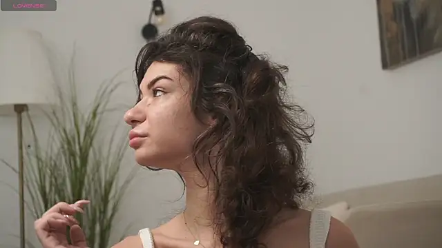 Snapshot of adisson_fox chatting on 11/21/25, 07:07 adisson fox online show from 11/21/25, 07:07