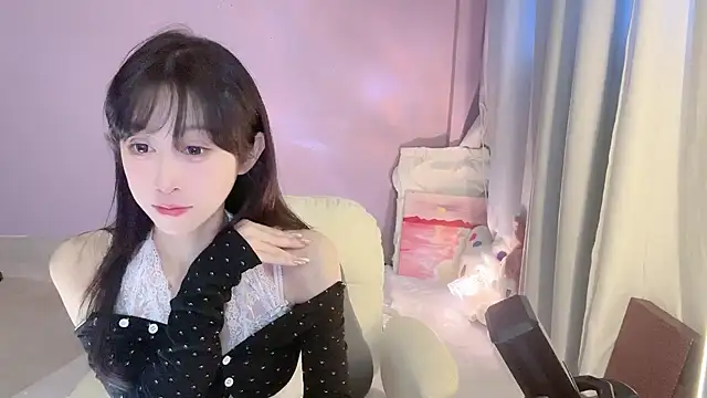 ai-ai-mi online show from 11/11/25, 05:07