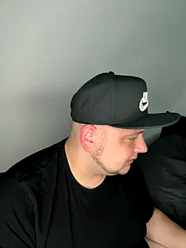 xXLustMolchXx online show from 10/06/25, 04:59